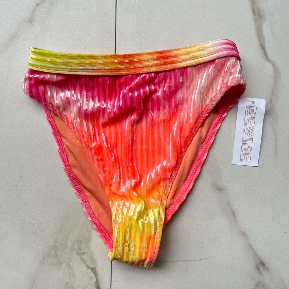 Nwt Dippin’ daisy’s high waist ultra velvet revive bikini bottom